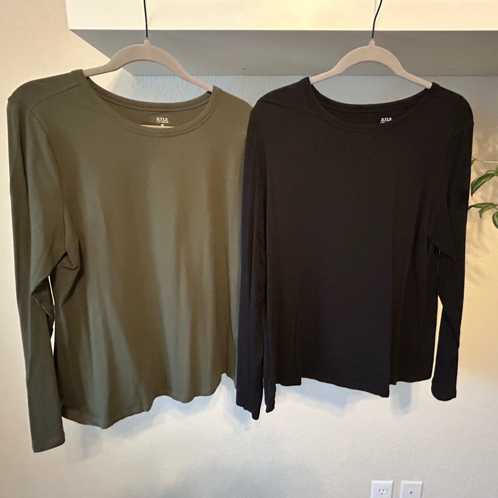 A.N.A Women's Long Sleeve Crew Neck T-Shirts